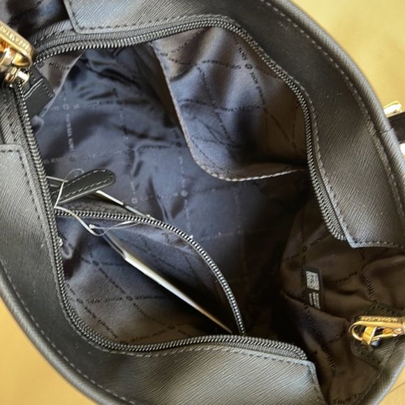 Michael Kors Jet Set Travel XS Carryall Tote Top Zip Tote Black - Picture 6 of 16